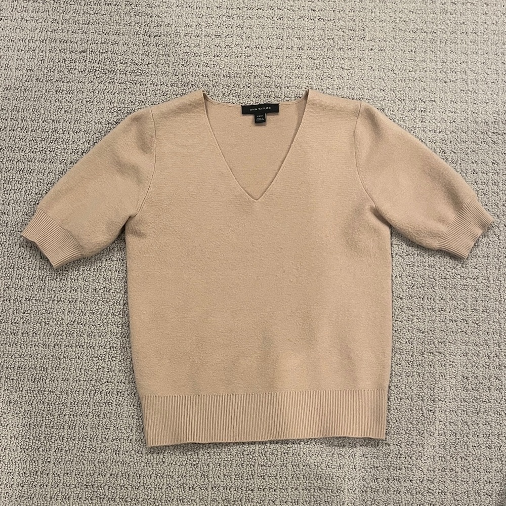 Women's V-Neck Sweater - Beige